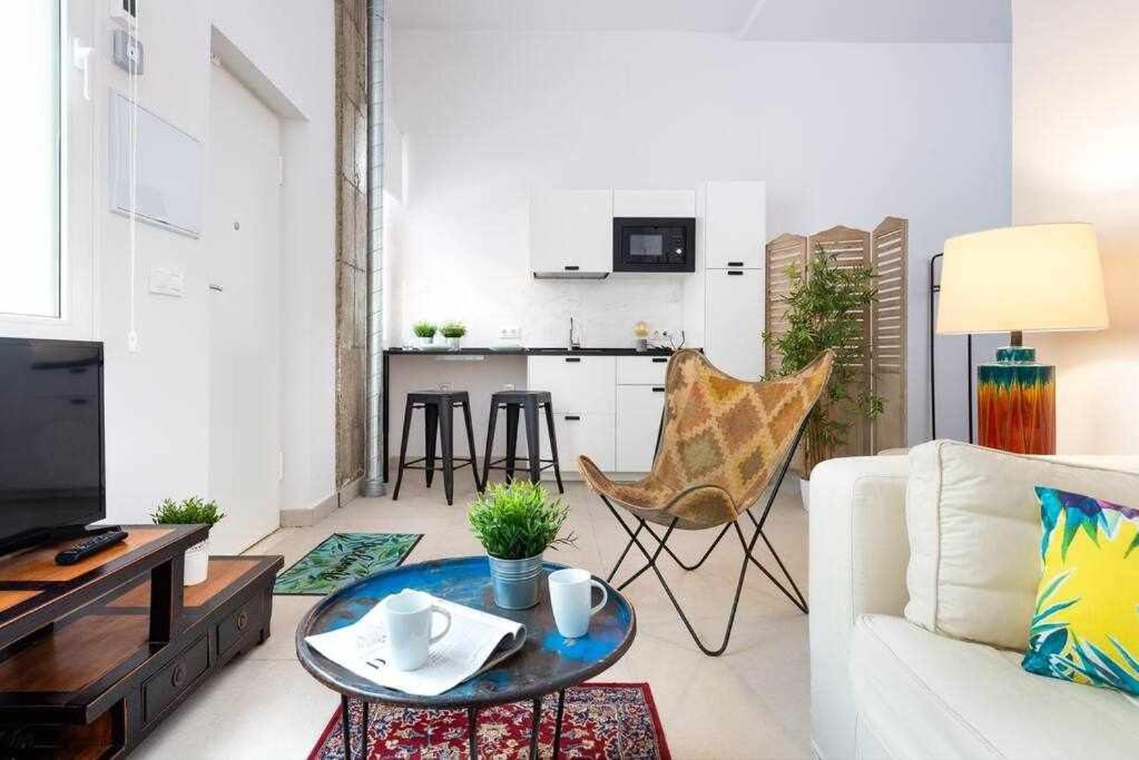Monkeys Apartments Pinoloft Nuevo Torneo Sevilla Exterior foto