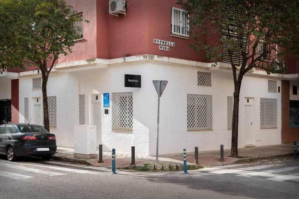 Monkeys Apartments Pinoloft Nuevo Torneo Sevilla Exterior foto